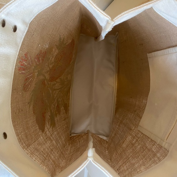 Brighton LOVE  Tote with Pink Floral & Lovebird design - Picture 4 of 5